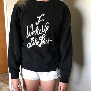 Sweatshirt